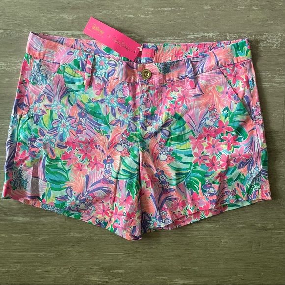 NWT Lilly Pulitzer Disney Parks Minnie Mouse and Daisy Duck Callahan Shorts - Picture 1 of 6
